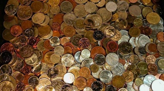 Уникальные деньги - какие монеты и банкноты привезти из заграницы