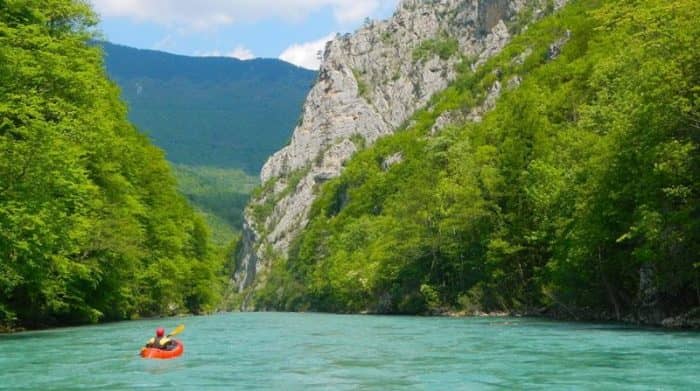 Сезон рафтинга стартовал в горах Черногории